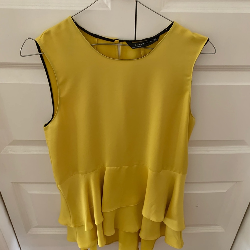 Ruffled silk Zara blouse
